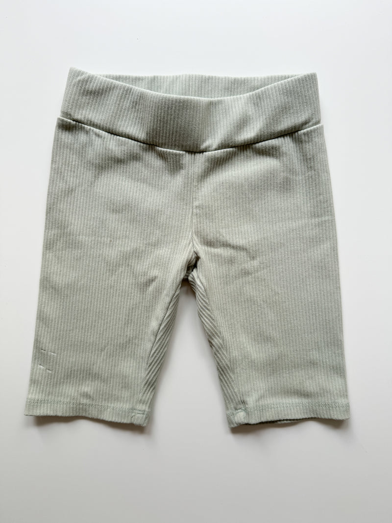 PRELOVED SAGE CYCLING SHORTS 4-5YRS